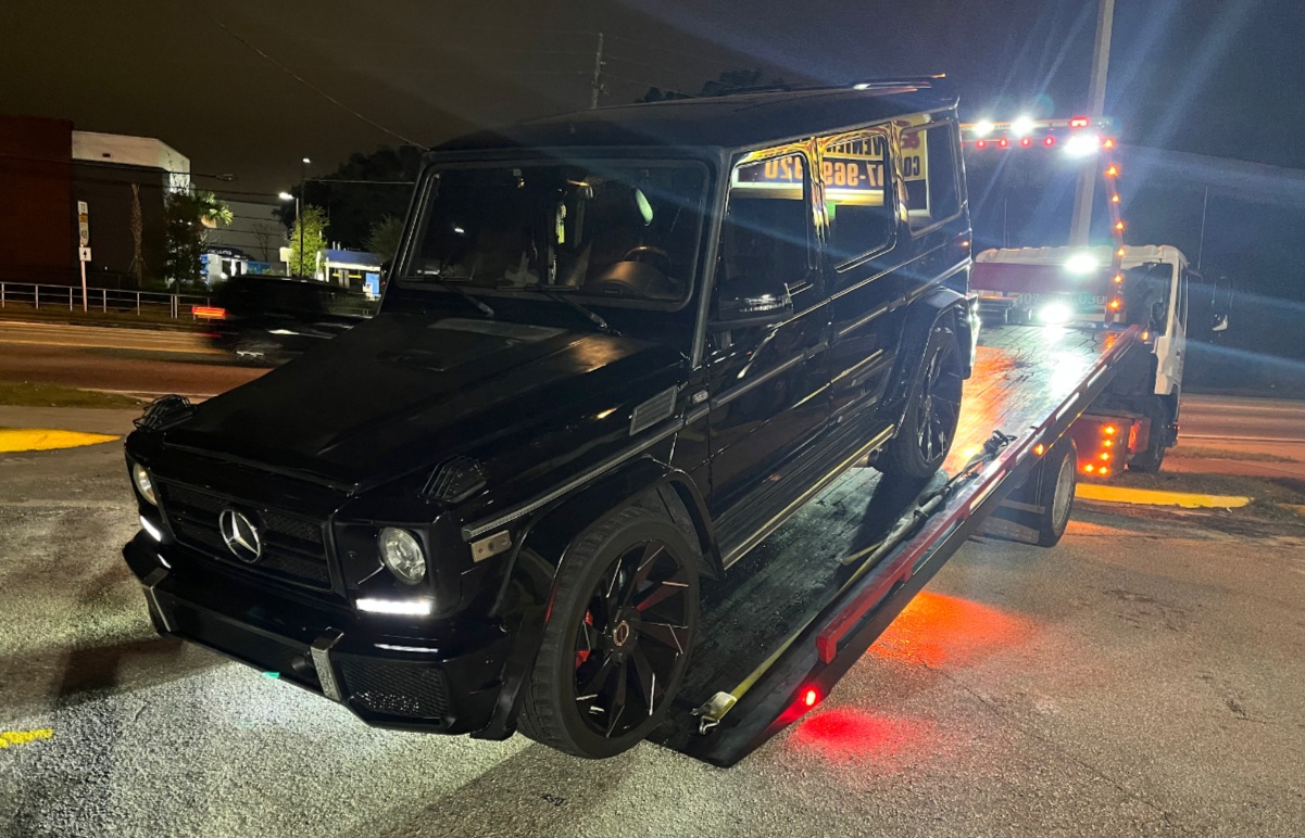 Luxury Vehicle Transport & Long-Distance Options